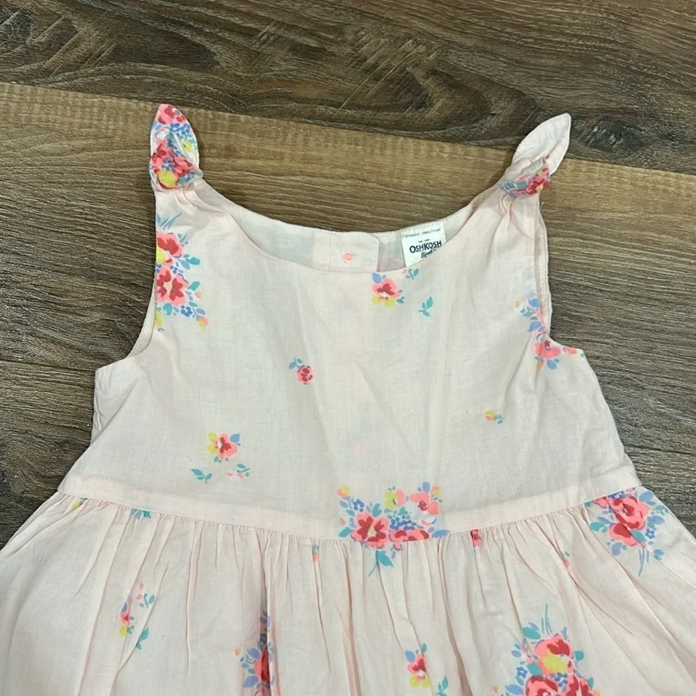 OshKosh B’Gosh Girls pink beautiful floral dress size 3T. 100% cotton lined